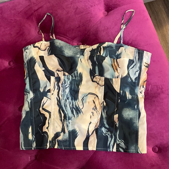 NWT Pretty Little Things Set - Picture 2 of 3